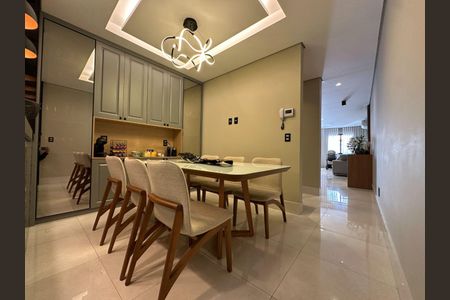 Casa à venda com 3 quartos, 206m² em Parque Sao Domingos, São Paulo