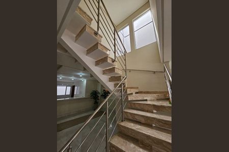 Casa à venda com 3 quartos, 180m² em Santana, São Paulo