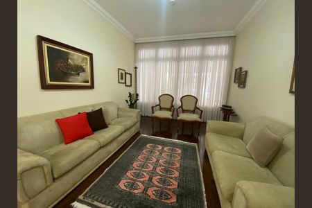 Casa à venda com 3 quartos, 180m² em Vila Mangalot, São Paulo