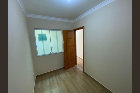 Casa à venda com 3 quartos, 90m² em Vila Basileia, São Paulo