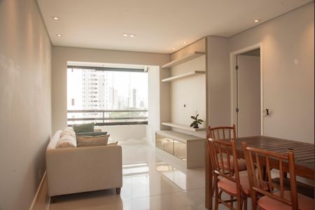 Sala de apartamento para alugar com 3 quartos, 74m² em Chácara Inglesa, São Paulo