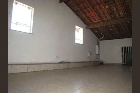 Casa à venda com 3 quartos, 303m² em Jardim Monjolo, São Paulo