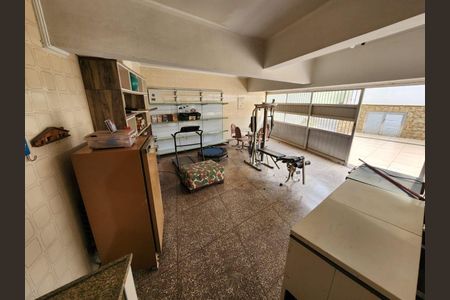 Casa à venda com 4 quartos, 310m² em Vila Pereira Barreto, São Paulo