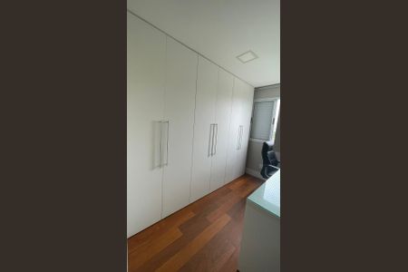 Apartamento para alugar com 80m², 3 quartos e 1 vagaQuarto