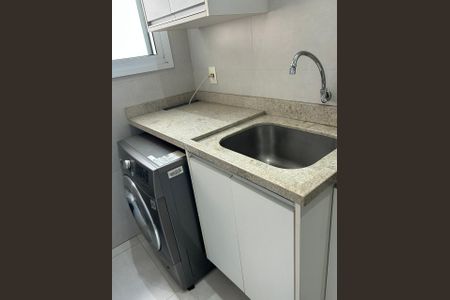 Apartamento para alugar com 80m², 3 quartos e 1 vagaÁrea de serviço