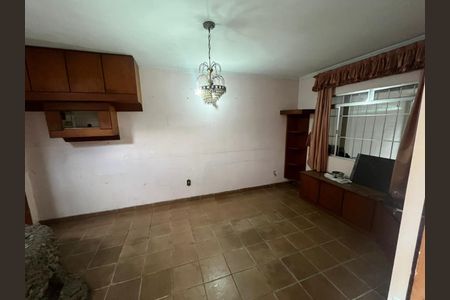 Casa à venda com 3 quartos, 100m² em Vila Bancaria Munhoz, São Paulo