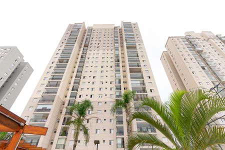 Apartamento para alugar com 63m², 2 quartos e 2 vagas Apartamento para alugar com 63m², 2 quartos e 2 vagasFachada