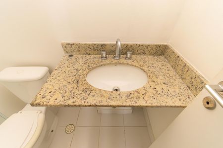 Apartamento para alugar com 63m², 2 quartos e 2 vagas Apartamento para alugar com 63m², 2 quartos e 2 vagasBanheiro 2