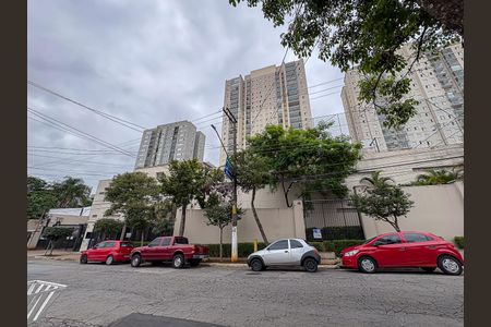 Apartamento para alugar com 63m², 2 quartos e 2 vagas Apartamento para alugar com 63m², 2 quartos e 2 vagasFachada