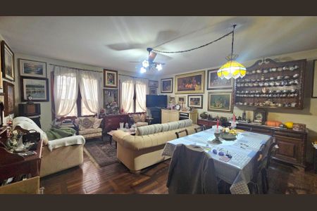 Casa à venda com 4 quartos, 200m² em Sumarezinho, São Paulo