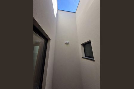 Casa à venda com 3 quartos, 140m² em Vila Romero, São Paulo