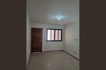 Casa à venda com 3 quartos, 140m² em Vila Romero, São Paulo