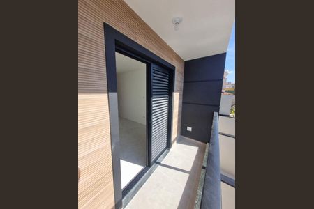 Casa à venda com 3 quartos, 140m² em Vila Romero, São Paulo