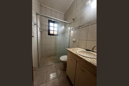 Casa à venda com 3 quartos, 111m² em Vila Zat, São Paulo