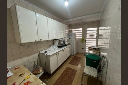 Casa à venda com 2 quartos, 96m² em Vila Portuguesa, São Paulo