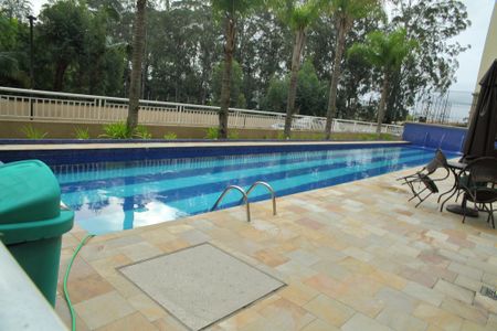 Apartamento à venda com 60m², 3 quartos e 1 vagaÁrea comum - Piscina