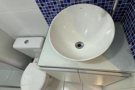 Apartamento à venda com 60m², 3 quartos e 1 vagaBanheiro Social 