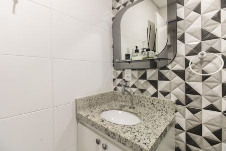 Apartamento para alugar com 38m², 2 quartos e sem vagaBanheiro 