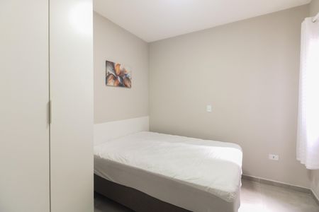 Quarto 1 de apartamento para alugar com 2 quartos, 38m² em Jardim Danfer, São Paulo
