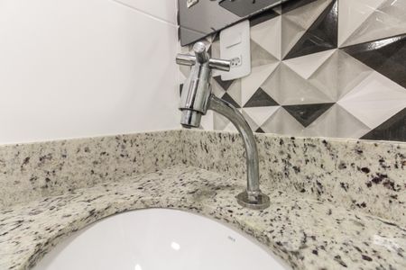 Apartamento para alugar com 38m², 2 quartos e sem vagaBanheiro 