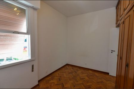 Apartamento para alugar com 110m², 3 quartos e 2 vagas Apartamento para alugar com 110m², 3 quartos e 2 vagasQuarto 2