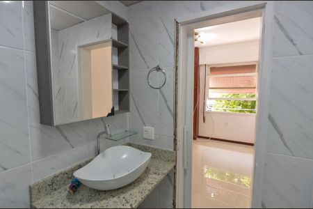 Apartamento para alugar com 110m², 3 quartos e 2 vagas Apartamento para alugar com 110m², 3 quartos e 2 vagasBanheiro da Suíte