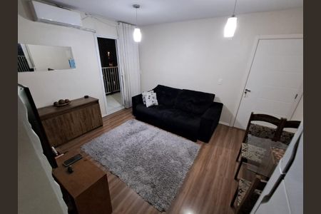 Sala de apartamento à venda com 2 quartos, 42m² em Igara, Canoas