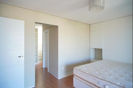 Casa para alugar com 199m², 3 quartos e 2 vagasSuíte