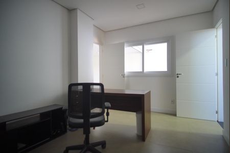 Casa para alugar com 199m², 3 quartos e 2 vagasEscritório