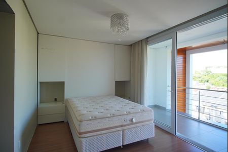 Casa para alugar com 199m², 3 quartos e 2 vagasSuíte