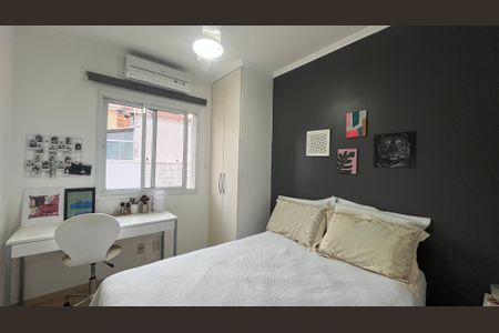 Casa de condomínio à venda com 163m², 4 quartos e 4 vagas