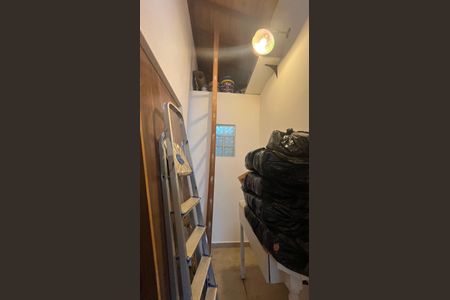 Casa de condomínio à venda com 163m², 4 quartos e 4 vagas