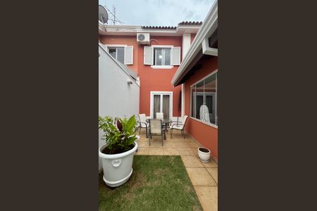 Casa de condomínio à venda com 163m², 4 quartos e 4 vagas