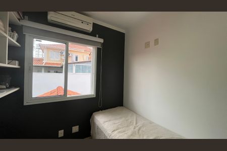 Casa de condomínio à venda com 163m², 4 quartos e 4 vagas