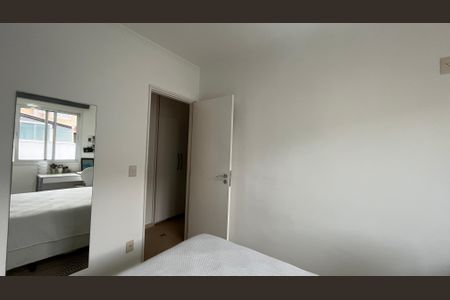 Casa de condomínio à venda com 163m², 4 quartos e 4 vagas