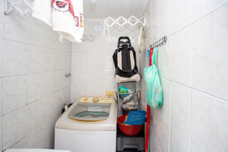 Apartamento à venda com 70m², 2 quartos e 1 vagaÁrea de Serviço