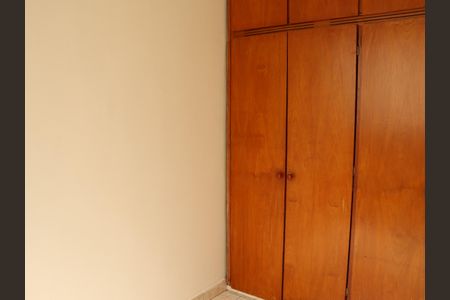 Apartamento para alugar com 60m², 2 quartos e 1 vagaQuarto 2 - Armários