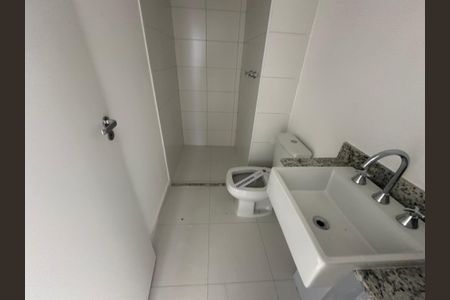 Apartamento à venda com 73m², 3 quartos e 3 vagas Apartamento à venda com 73m², 3 quartos e 3 vagasBanheiro