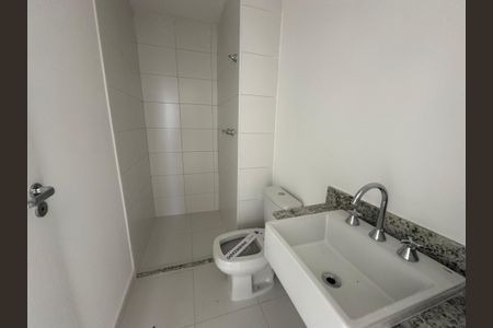 Apartamento à venda com 73m², 3 quartos e 3 vagas Apartamento à venda com 73m², 3 quartos e 3 vagasBanheiro