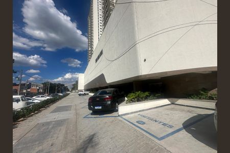 Apartamento à venda com 73m², 3 quartos e 3 vagas Apartamento à venda com 73m², 3 quartos e 3 vagasVaga de visitante