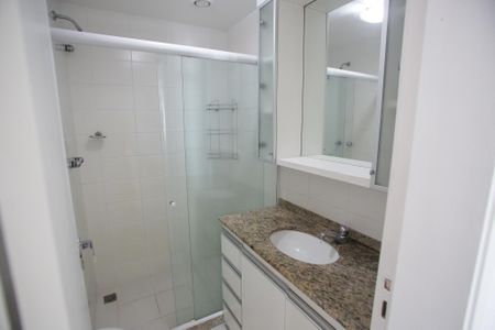 Apartamento à venda com 92m², 3 quartos e 1 vagaBanheiro Social