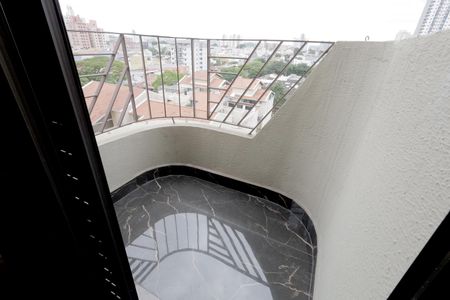 Apartamento à venda com 126m², 3 quartos e 3 vagas Apartamento à venda com 126m², 3 quartos e 3 vagasSacada Quarto Suíte