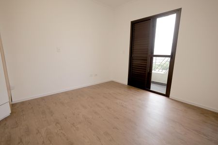 Apartamento à venda com 126m², 3 quartos e 3 vagas Apartamento à venda com 126m², 3 quartos e 3 vagasQuarto Suíte