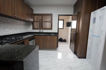 Apartamento à venda com 126m², 3 quartos e 3 vagas Apartamento à venda com 126m², 3 quartos e 3 vagasCozinha