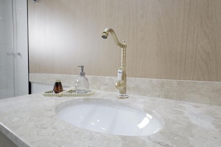 Apartamento à venda com 126m², 3 quartos e 3 vagas Apartamento à venda com 126m², 3 quartos e 3 vagasBanheiro 2