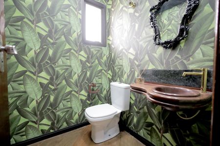 Apartamento à venda com 126m², 3 quartos e 3 vagas Apartamento à venda com 126m², 3 quartos e 3 vagasBanheiro 1