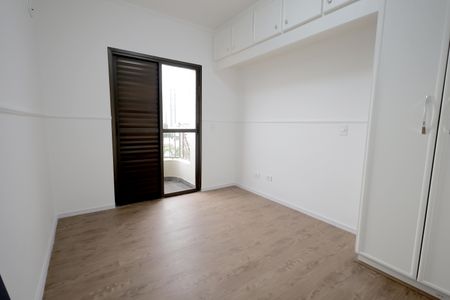Apartamento à venda com 126m², 3 quartos e 3 vagas Apartamento à venda com 126m², 3 quartos e 3 vagasQuarto 2