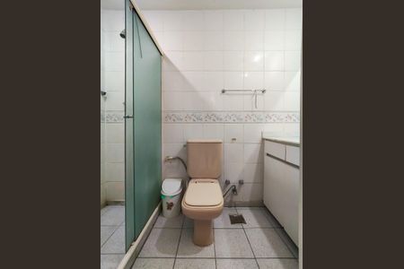 Apartamento à venda com 226m², 4 quartos e 2 vagasBanheiro da Suíte 1