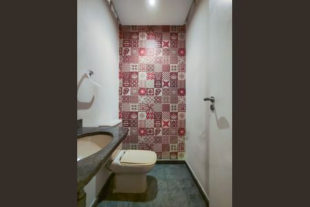 Apartamento à venda com 226m², 4 quartos e 2 vagasLavabo