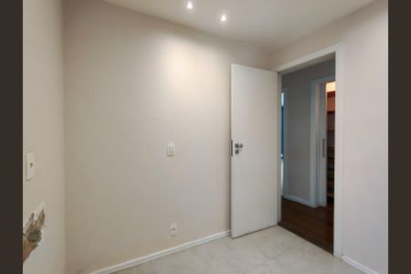Apartamento à venda com 226m², 4 quartos e 2 vagasQuarto de Serviço Reversível
